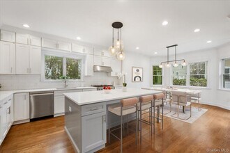 109 Lee Rd in Scarsdale, NY - Building Photo - Building Photo