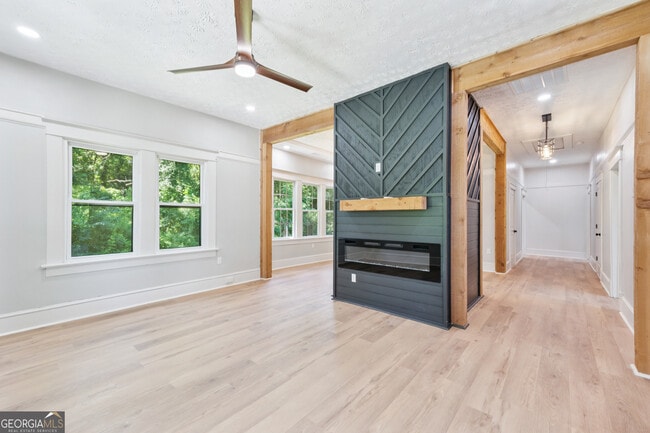 1838 Moore St NW in Atlanta, GA - Building Photo - Building Photo