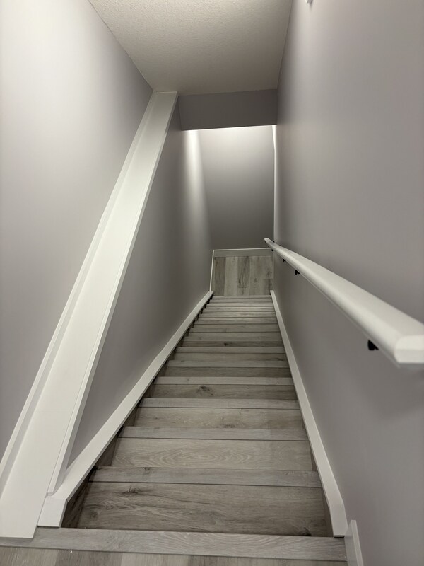 10505-10563 63 Ave in Edmonton, AB - Building Photo - Building Photo