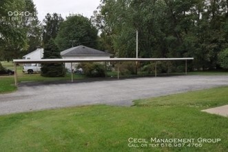 9940 Old Lincoln Trail in Fairview Heights, IL - Foto de edificio - Building Photo