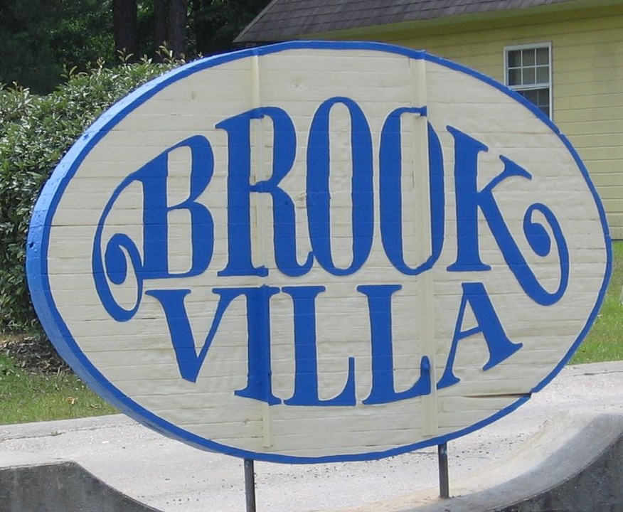 Brook Villa Apartments in Mc Calla, AL - Building Photo