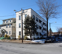 2 Denman Pl in Irvington, NJ - Foto de edificio - Building Photo