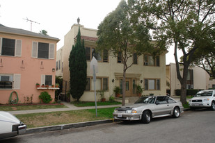 208 E Lomita Ave Apartments