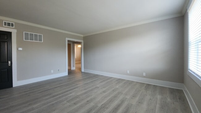 803 Westwood Dr, Unit 811-3N in Clayton, MO - Building Photo - Building Photo