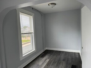 127 Portland St in Haverhill, MA - Building Photo - Building Photo