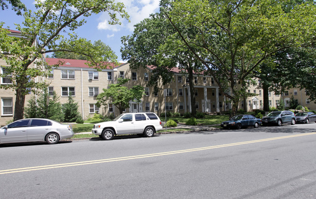 129 Chancellor Ave in Newark, NJ - Building Photo - Building Photo