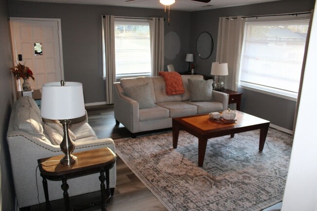 property at 1501 Hartford Rd