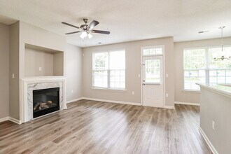 6820 Ayrshire Glen Pl in Charlotte, NC - Building Photo - Building Photo