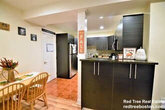 191 Winthrop Rd, Unit 7 in Brookline, MA - Foto de edificio - Building Photo