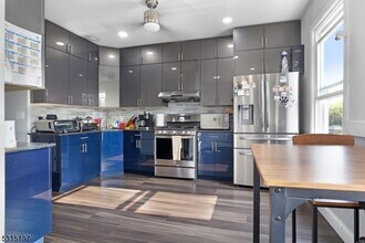 737 Jackson Ave in Elizabeth, NJ - Building Photo - Building Photo