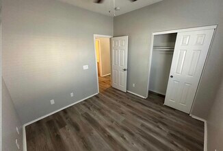 833 E Minton St in Phoenix, AZ - Foto de edificio - Building Photo