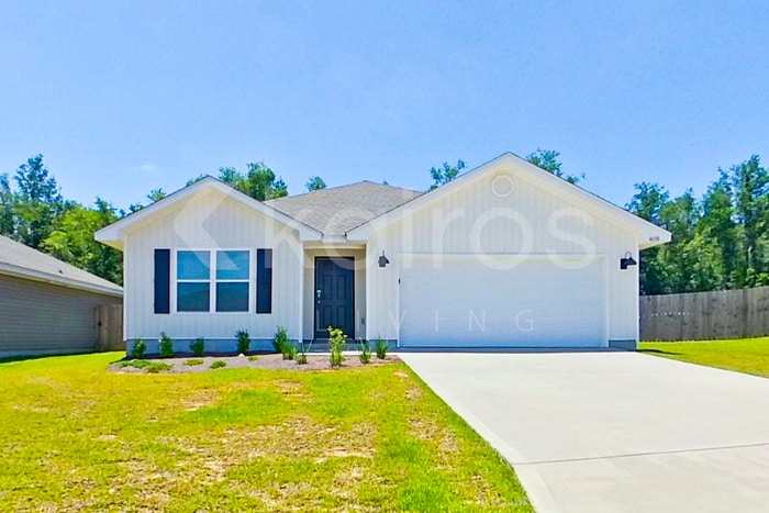 4698 Malay Cir in Milton, FL - Building Photo