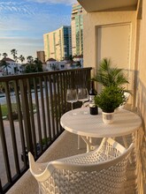 3500 Gulf Shore Blvd N in Naples, FL - Building Photo - Building Photo