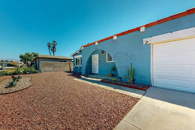 44590 Roundtable St in Indio, CA - Building Photo - Building Photo