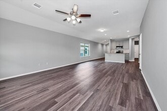 222 Cumberland Forest Dr in Magnolia, TX - Building Photo - Building Photo