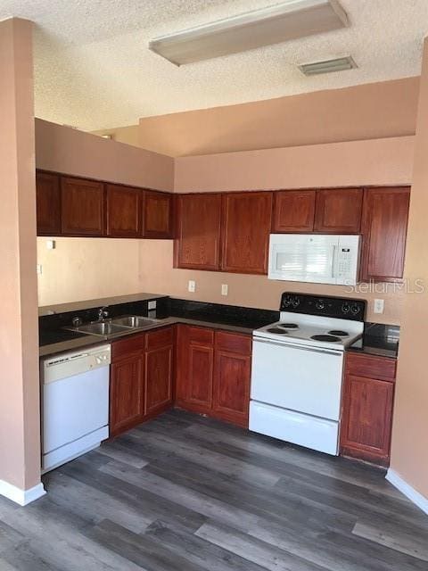 11752 Lynmoor Dr in Riverview, FL - Building Photo - Building Photo