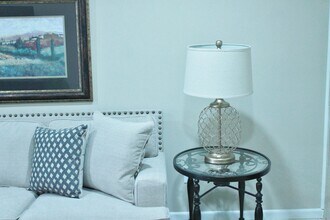 7825 Renaissance Ct, Unit B in Charlotte, NC - Foto de edificio - Building Photo