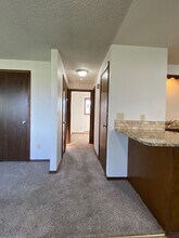 13716 E Mission Ave in Spokane Valley, WA - Building Photo - Building Photo