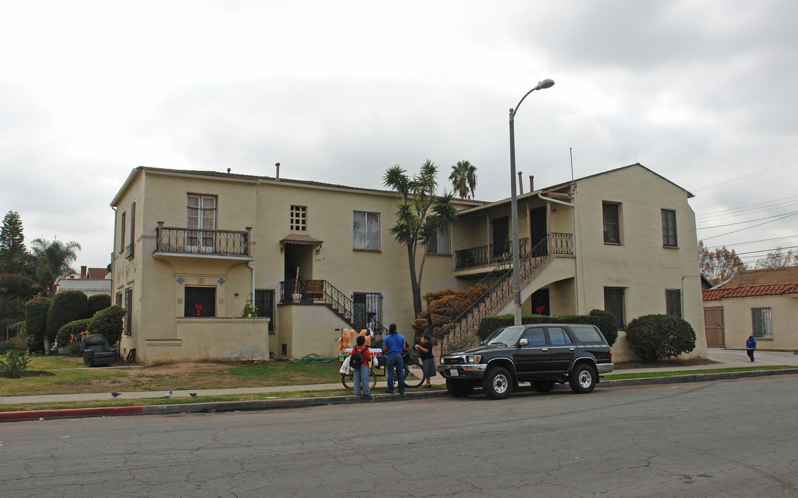 1701-1703 6th Ave in Los Angeles, CA - Building Photo