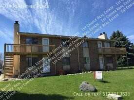 714 Peachtree Pl in Mason, MI - Building Photo