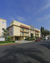 Mansard in Los Angeles, CA - Building Photo - Building Photo