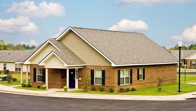 Pointe at Eastdale in Murfreesboro, TN - Foto de edificio - Building Photo