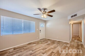 826 W Del Rio St in Chandler, AZ - Foto de edificio - Building Photo