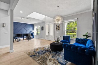 10542 Wittenberg Way in Orlando, FL - Building Photo - Building Photo