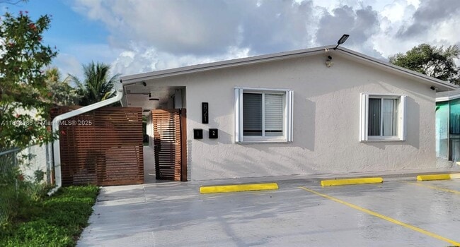property at 821 SW 9th St