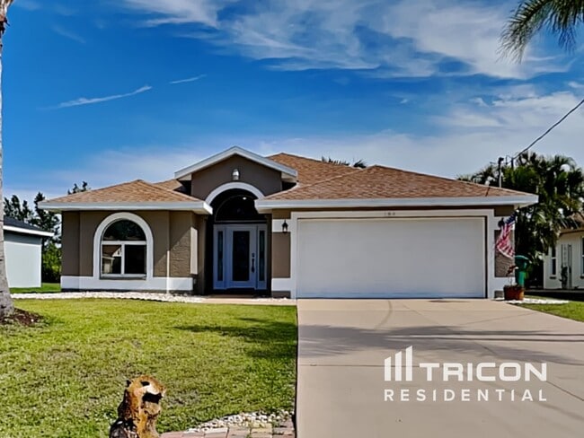 184 Jennifer Dr in Rotonda West, FL - Building Photo - Building Photo