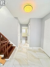 41 Broadbridge Dr in Toronto, ON - Building Photo - Building Photo