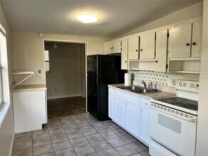 3132 66th Ave N in St. Petersburg, FL - Building Photo - Building Photo
