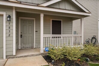 5832 Forenoon Dr in Bulverde, TX - Building Photo - Building Photo