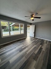 3211 W Walnut St in Springfield, MO - Building Photo - Building Photo