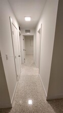 1262 SW 2nd St in Miami, FL - Foto de edificio - Building Photo