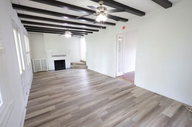 property at 1124 Brownsville Rd