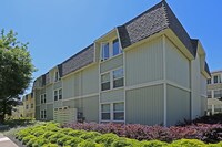 Building Photo - Riverbridge Apartments in Sacramento, California