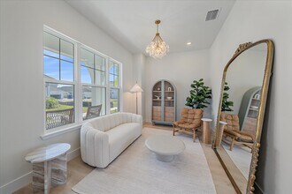 7279 Kodiak Ln in Sarasota, FL - Building Photo - Building Photo