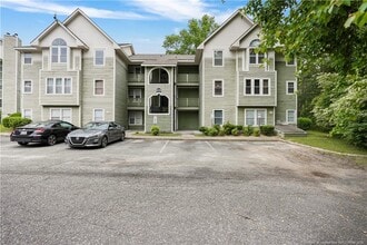 6716 Willowbrook Dr in Fayetteville, NC - Building Photo - Building Photo