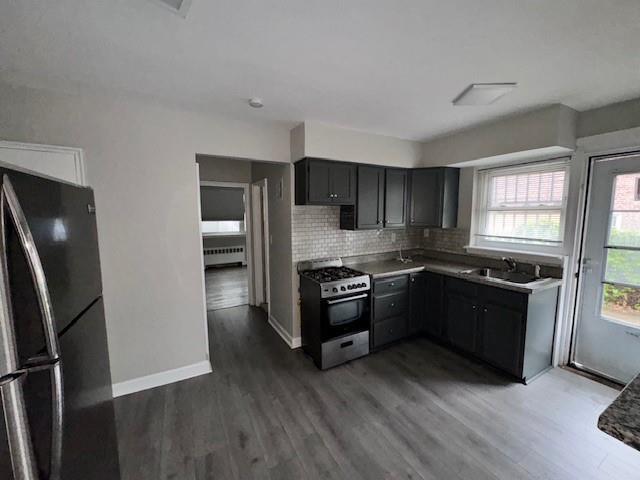property at 1680 Hutchinson River Pkwy E
