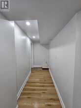 7897 Hackberry Trl in Niagara Falls, ON - Building Photo - Building Photo