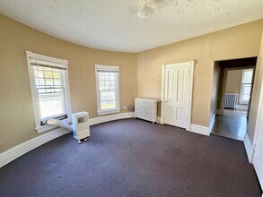 1105 Morton Ave in Elgin, IL - Building Photo - Building Photo