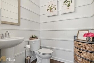 760 Winton Way in Atlanta, GA - Building Photo - Building Photo