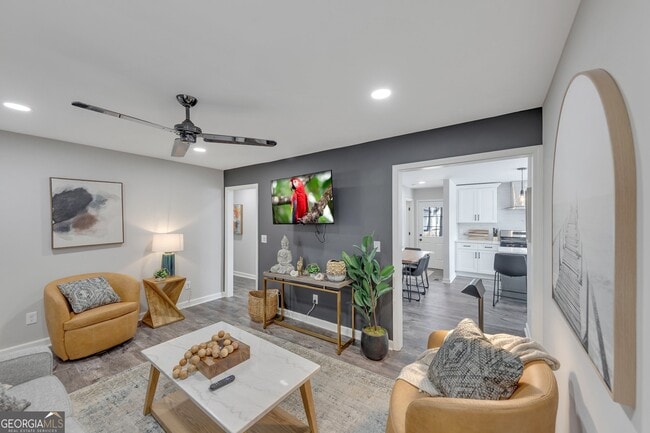 155 Parkview Dr SE in Marietta, GA - Building Photo - Building Photo