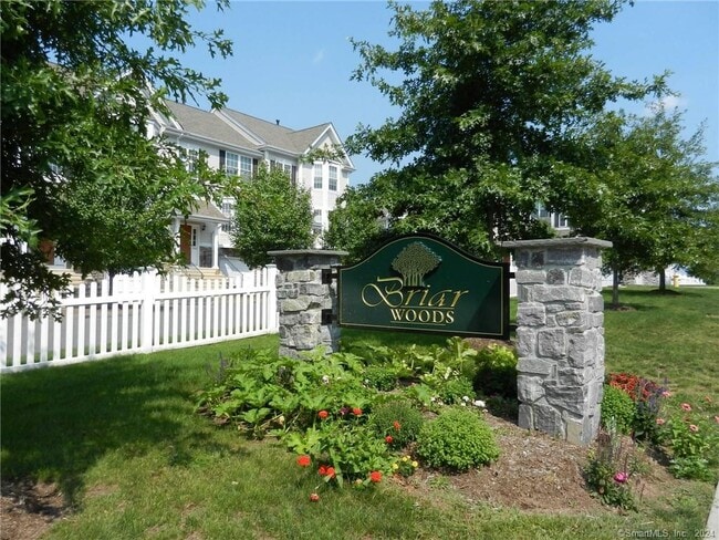 property at 1302 Briar Woods Ln