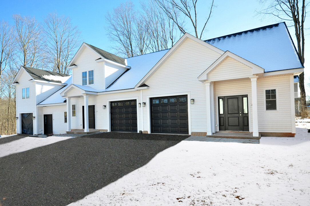 309 Main St in Berlin, CT - Building Photo