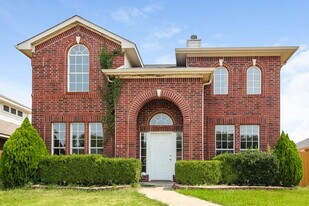 816 Parker Dr in Mesquite, TX - Building Photo