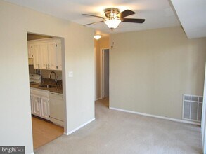 2909 Charing Cross Rd in Falls Church, VA - Building Photo - Building Photo