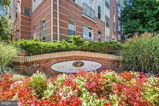 9490 Virginia Center Blvd, Unit 238 in Vienna, VA - Building Photo