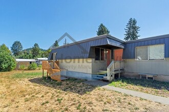 2422 N 8th St in Coeur d'Alene, ID - Building Photo - Building Photo
